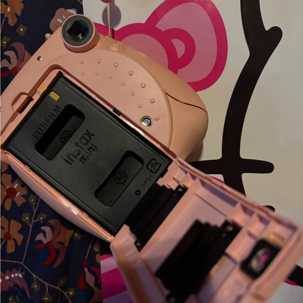 Fujifilm Instax Mini Blush Pink Camera
